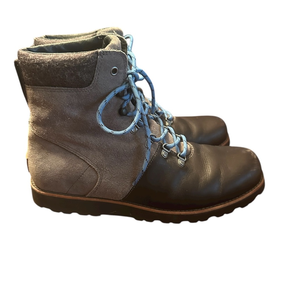 UGG Men’s Tie Up Boots Size 11